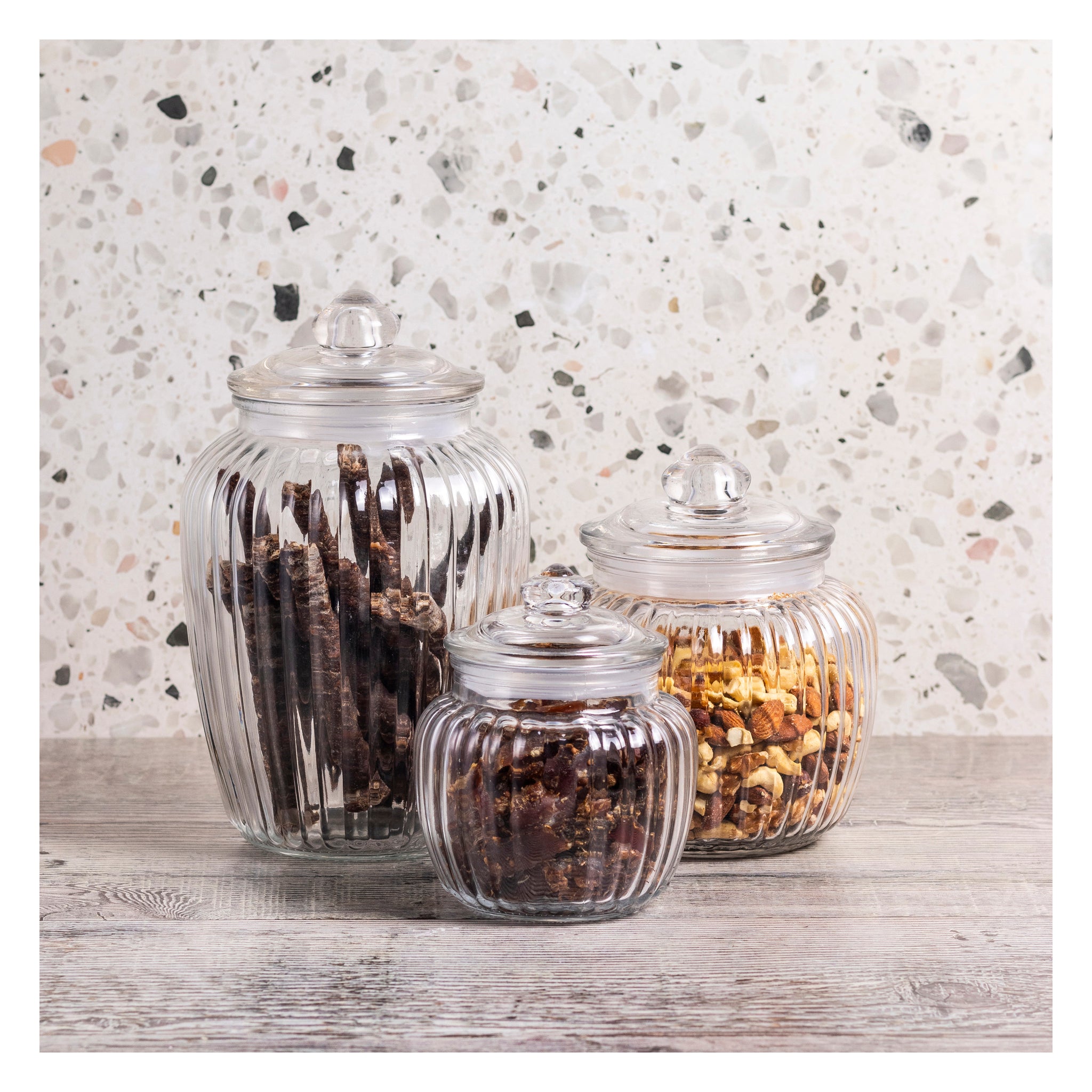 REGENT ROUND RIBBED GLASS JAR WITH GLASS LID, 670ML