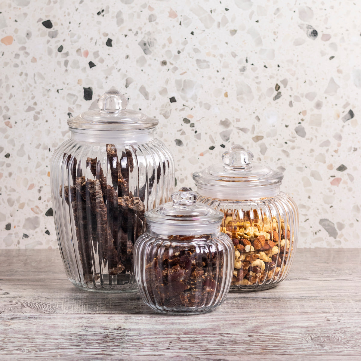 REGENT ROUND RIBBED GLASS JAR WITH GLASS LID, 1.5L