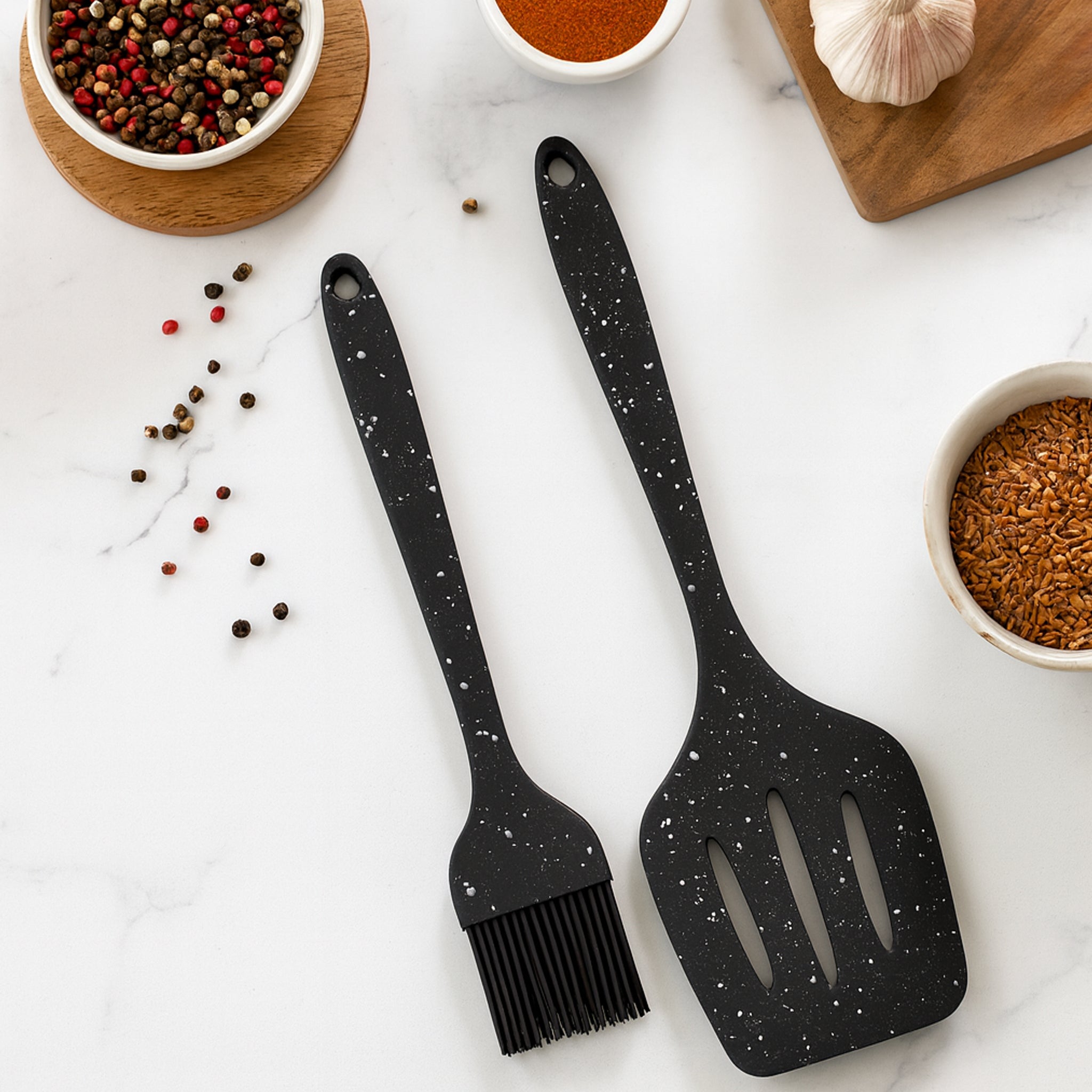 REGENT KITCHEN BASTING BRUSH AND TURNER NYLON SPECKLED BLACK 2PCS SET