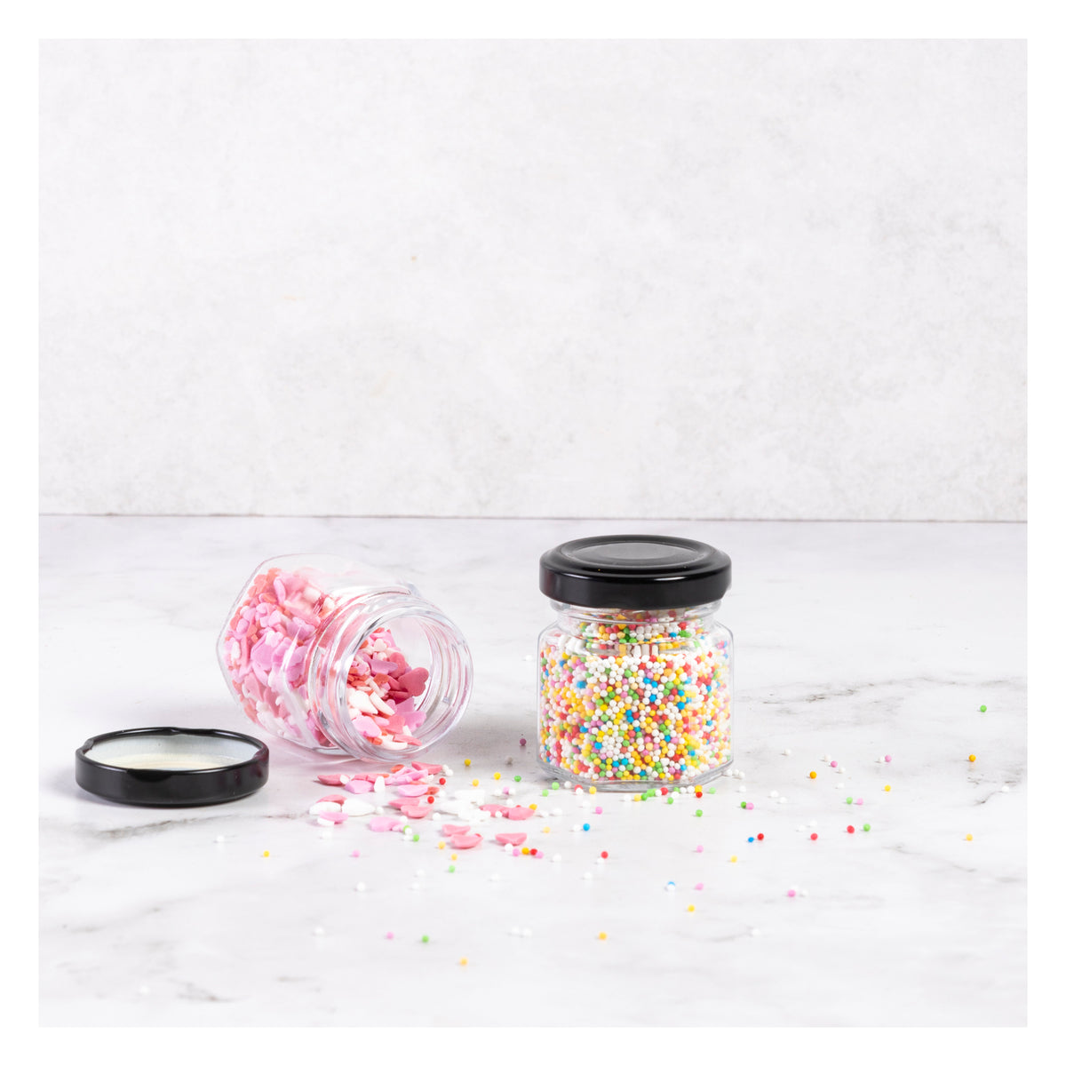REGENT GLASS HEXAGONAL JARS WITH BLACK LIDS 12PK, 60ML