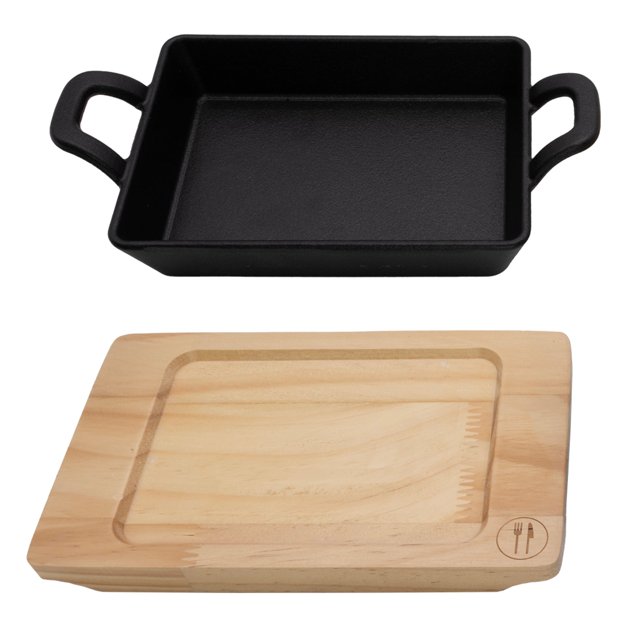 REGENT COOKWARE CAST IRON RECTANGULAR PAN WITH 2 HANDLES ON A WOODEN BOARD, 215/160X115MM
