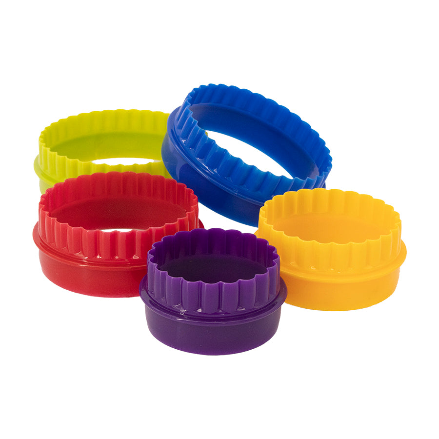 REGENT BAKEWARE COOKIE CUTTERS FLUTED ASST. COLOURS 5PIECE SET