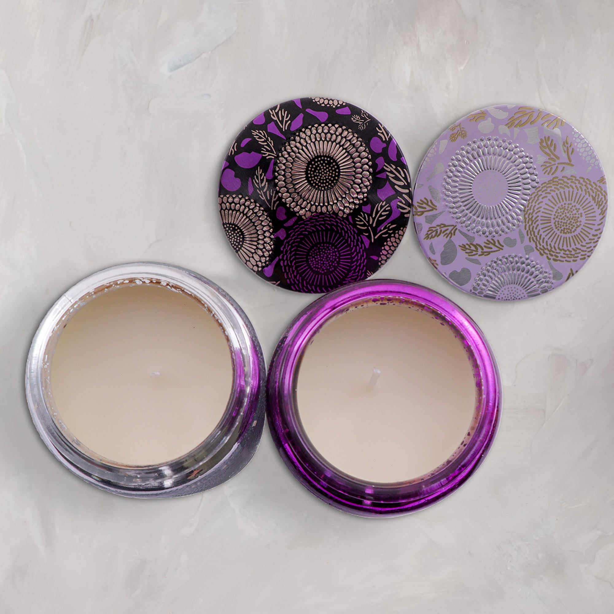 REGENT SCENTED CANDLES VANILLA IN EMBOSSED GLASS JARS, ASST. COLOURS, 185G