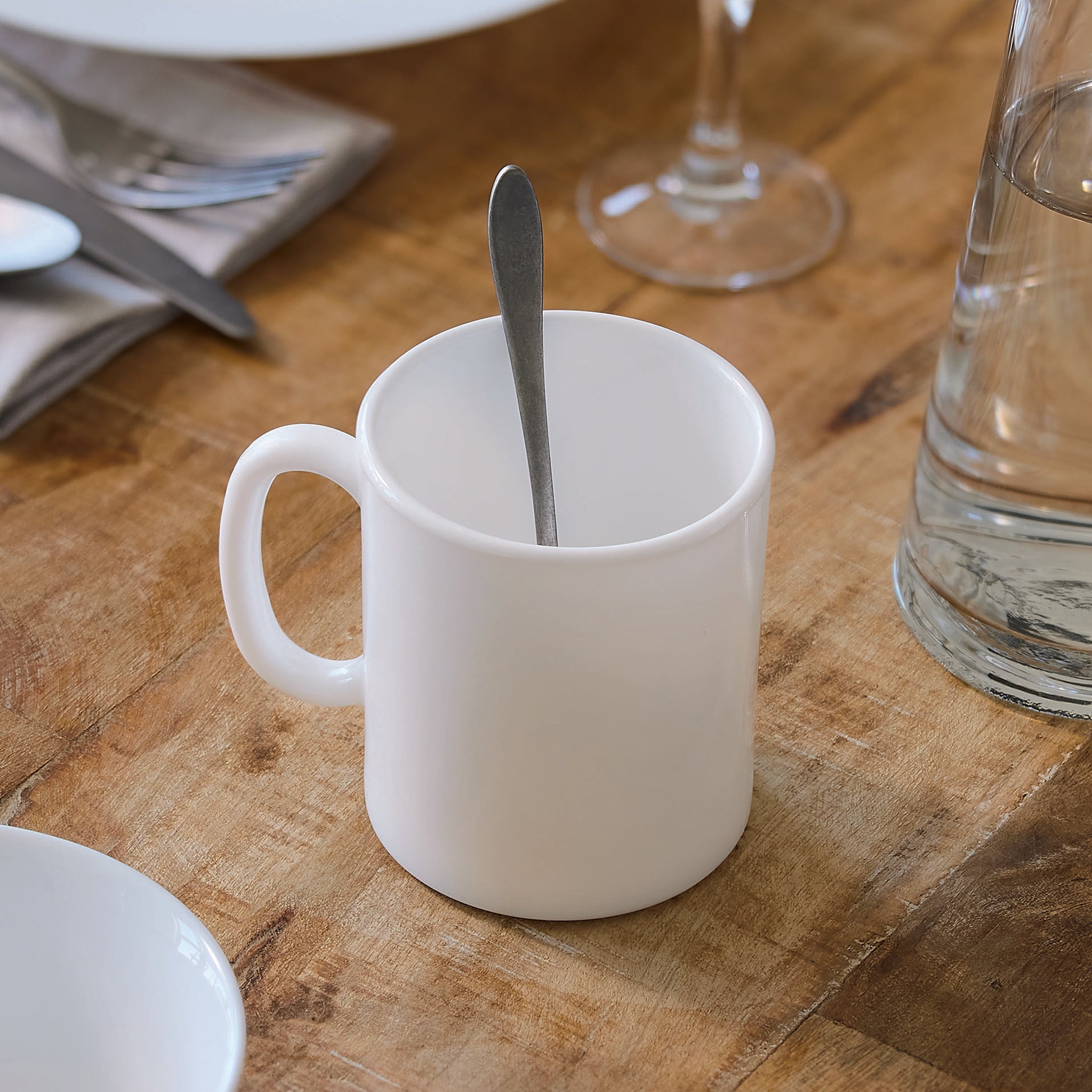 LUMINARC EVOLUTION PEPS WHITE OPAL GLASS CAN SHAPE MUG, 320ML