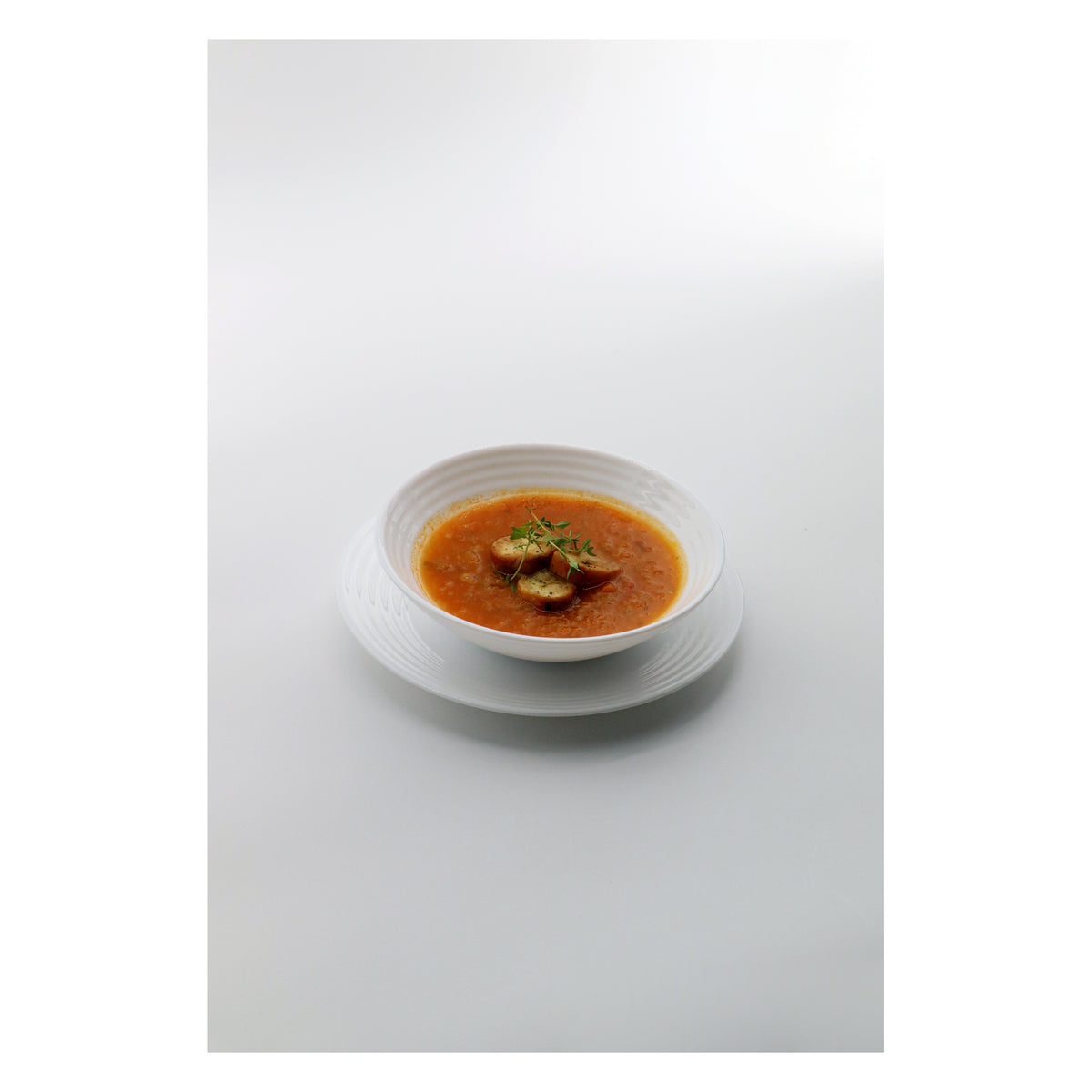 LUMINARC STAIRO WHITE OPAL TEMPERED GLASS LARGE DINNER PLATE, 270MM DIA