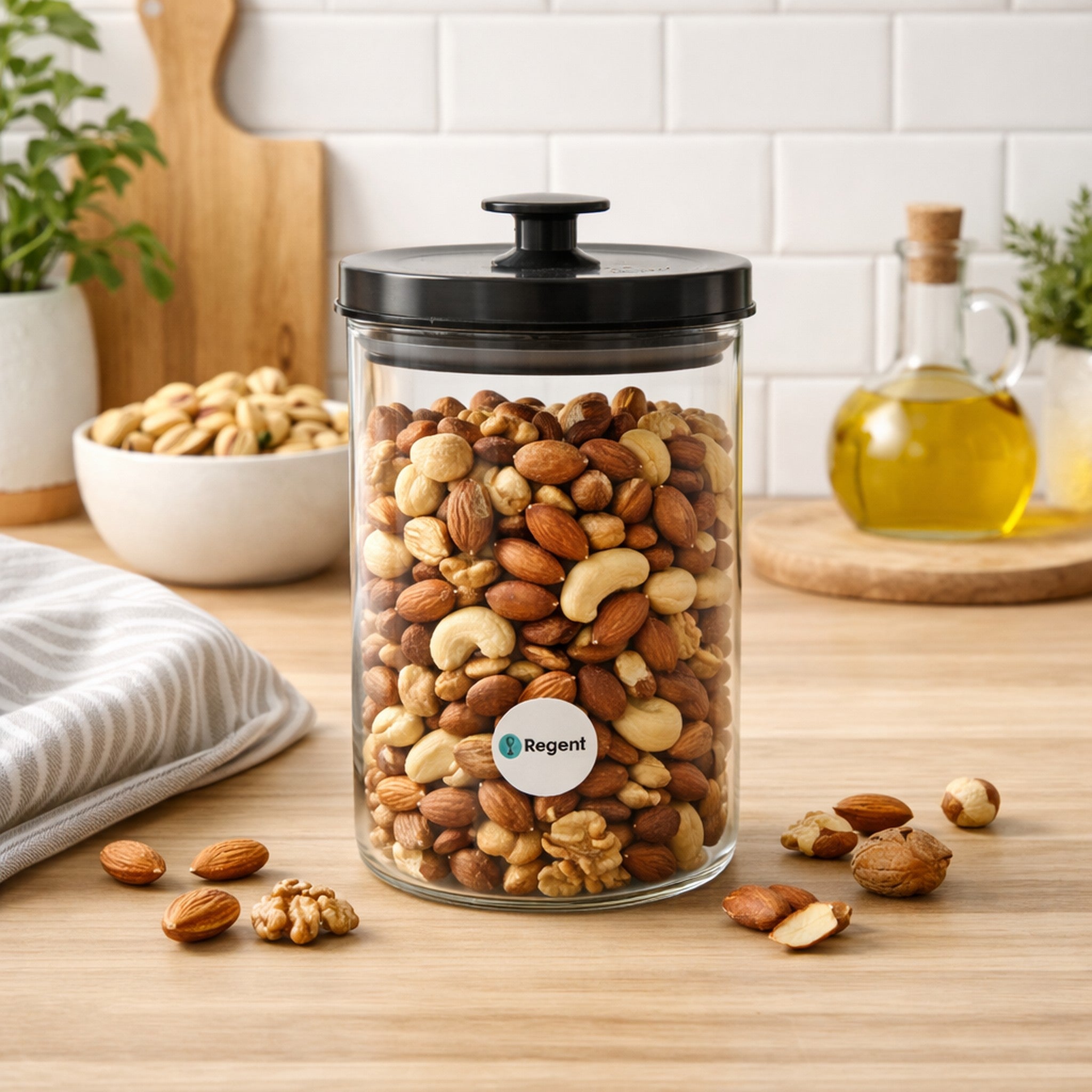REGENT ROUND BOROCILICATE GLASS CANISTER WITH METAL LID AND BLACK KNOB, 950ML