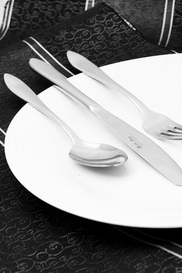 ST. JAMES CUTLERY KENSINGTON 44 PIECE SET IN CARDBOARD GIFT BOX