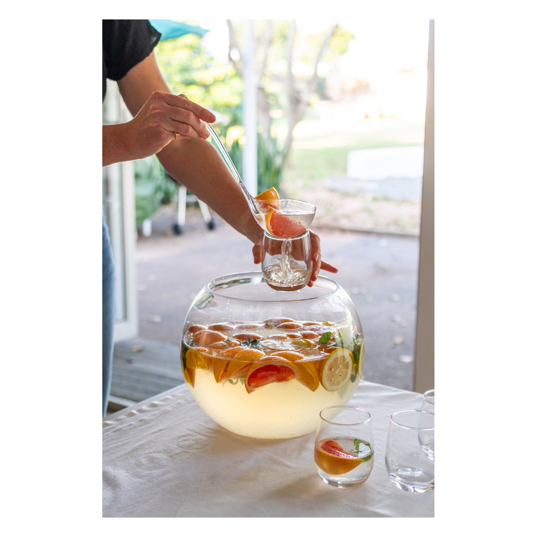 CONSOL GENOA GLASS PUNCH BOWL, 6 GLASSES 340ML AND PLASTIC LADLE 8PCS SET,  11L
