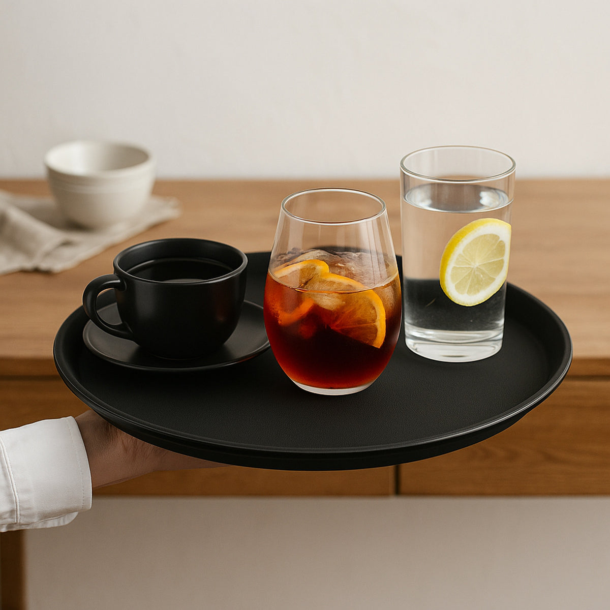 BAR BUTLER BLACK NON-SLIP ROUND TRAY, 355MM DIA