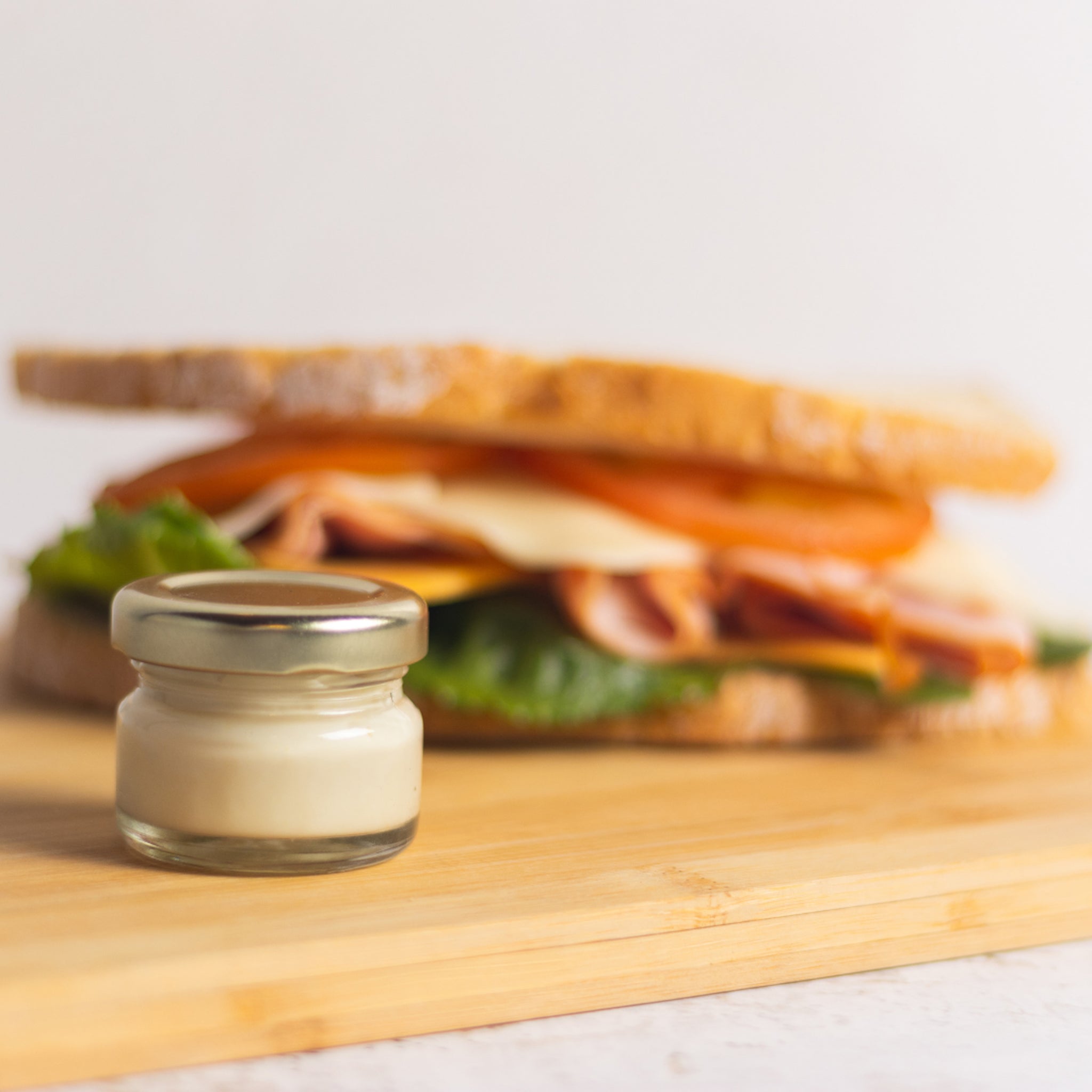 CONSOL MINI JAR WITH GOLD LID 12PK, 28ML