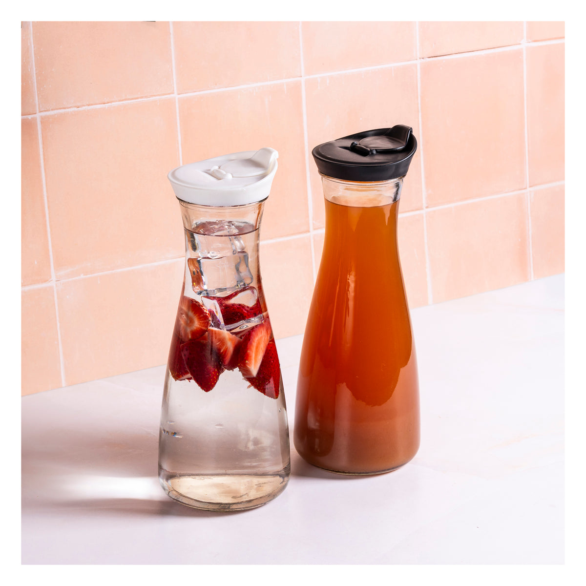 REGENT GLASS CARAFE WITH WHITE LID, 880ML