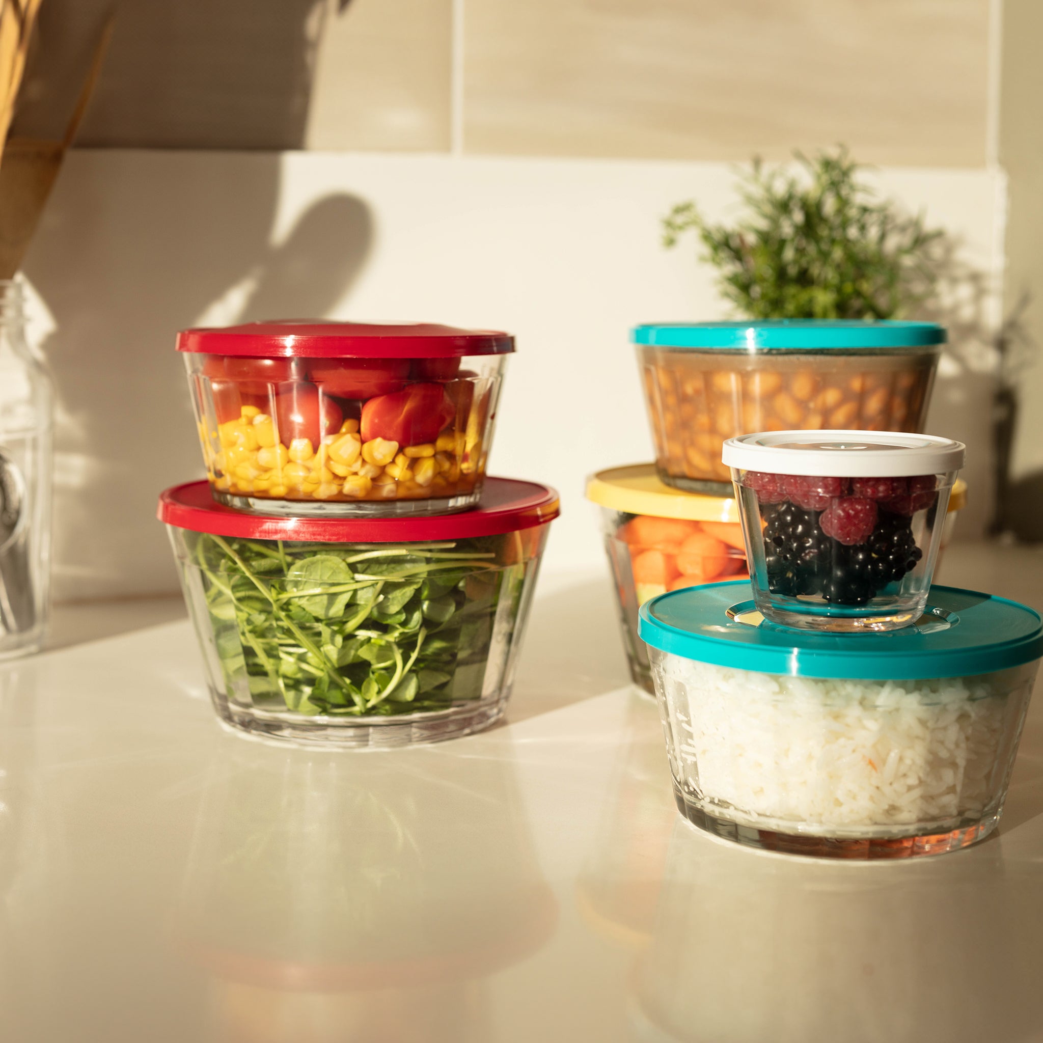 NADIR AMERICANO MEDIUM BOWL WITH 3 COLOURED PLASTIC LIDS, 350ML