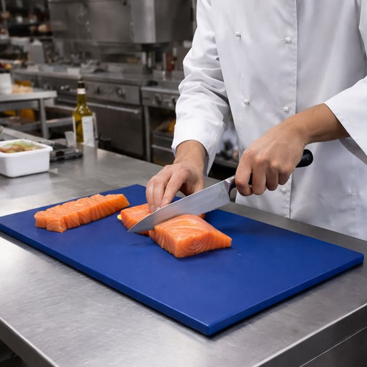 REGENT CUTTING BOARD PE BLUE, 508X381MM