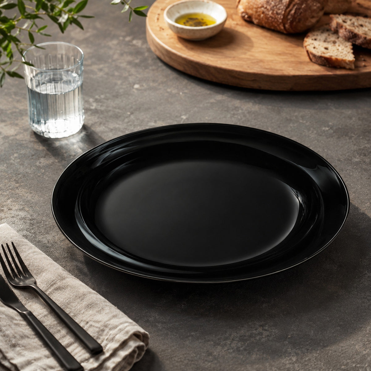 LUMINARC OPAL BLACK OVAL PLATE, 250X330MM