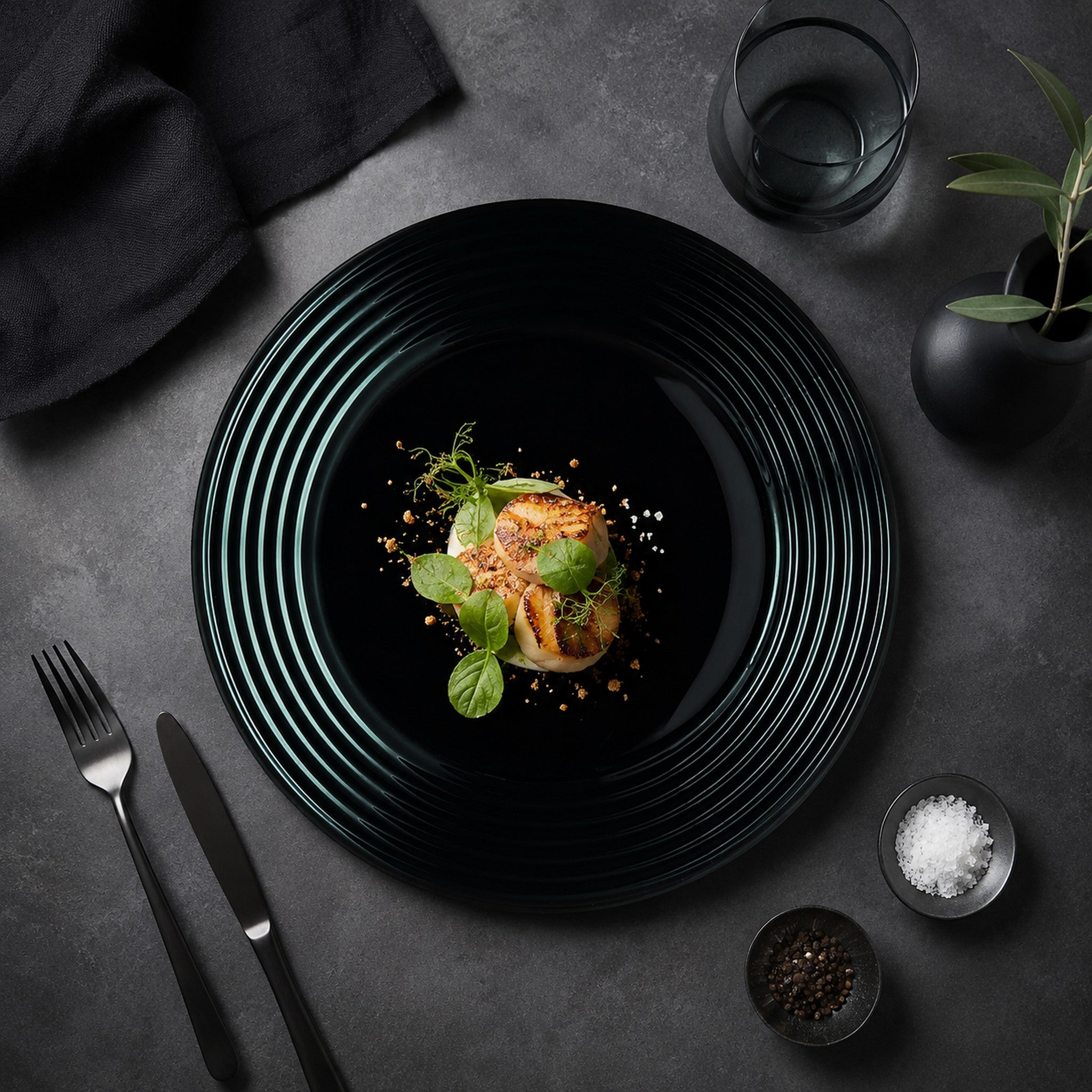 LUMINARC HARENA BLACK OPAL TEMPERED DINNER PLATE, 270MM DIA