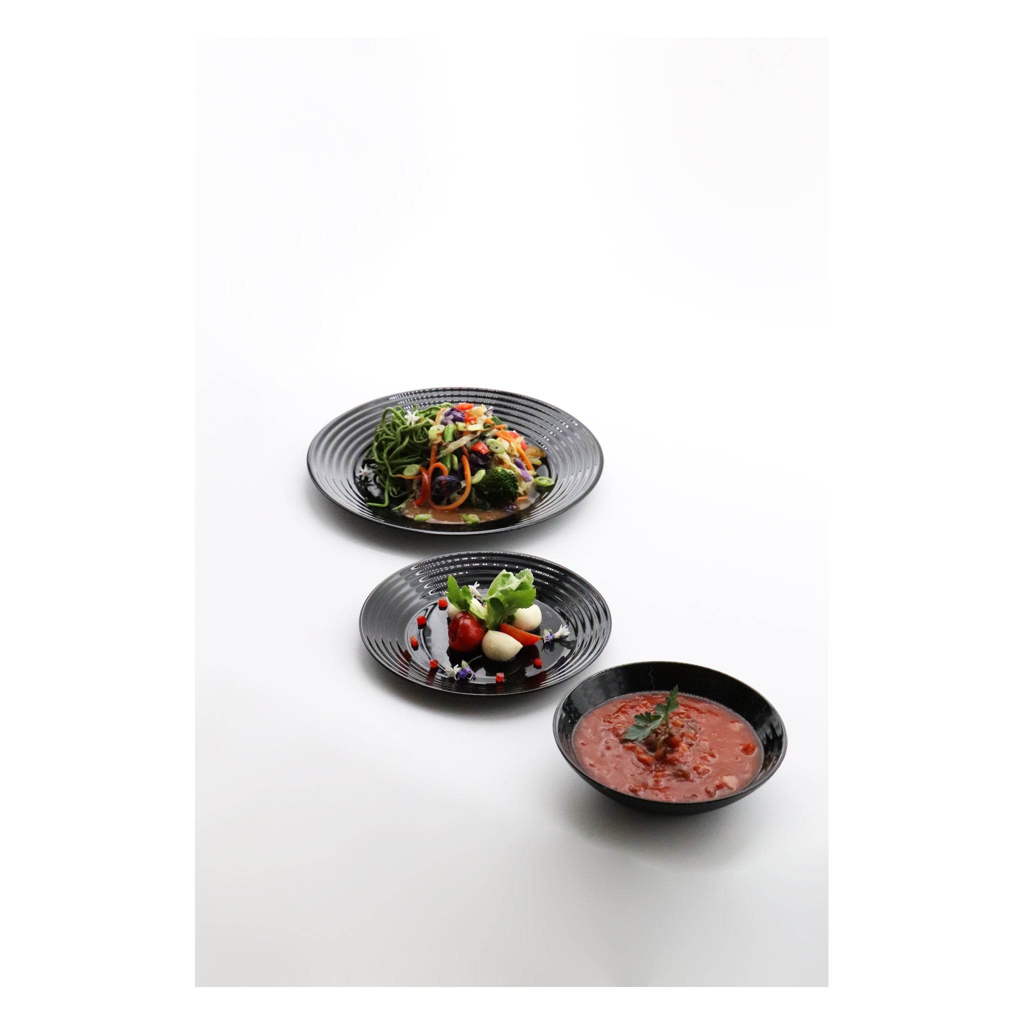 LUMINARC HARENA BLACK OPAL TEMPERED GLASS SIDE PLATE, 190MM DIA