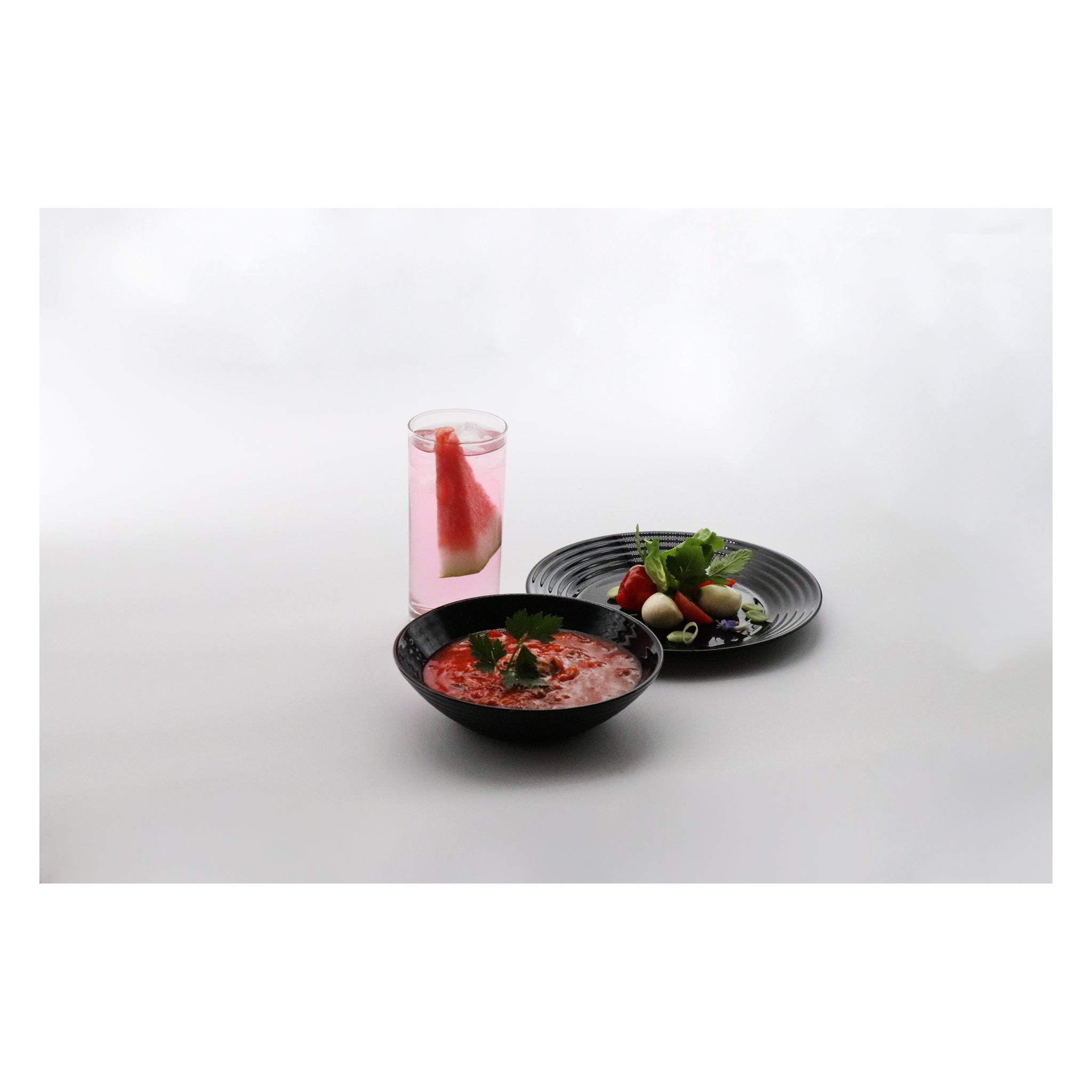 LUMINARC HARENA BLACK OPAL TEMPERED GLASS SIDE PLATE, 190MM DIA
