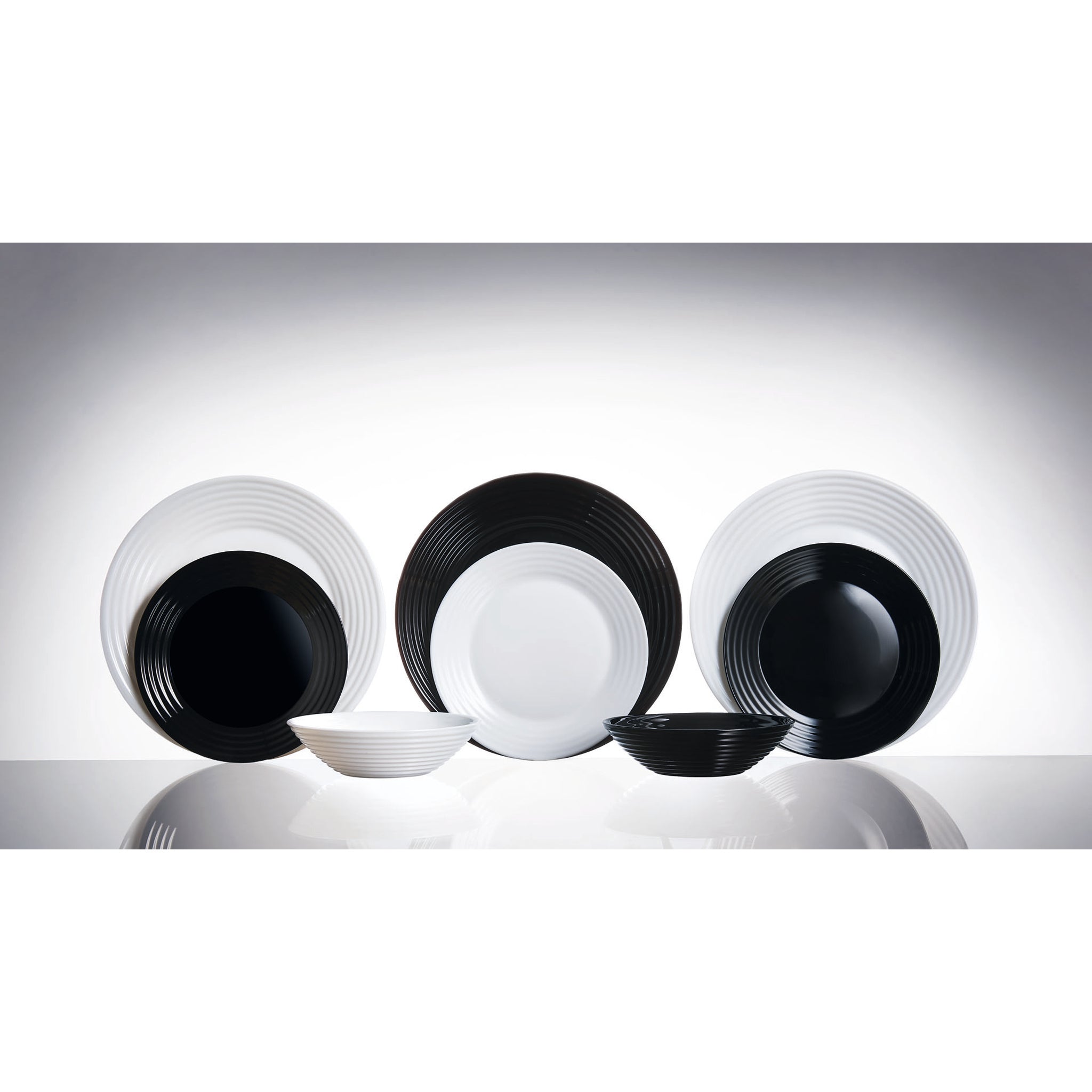 LUMINARC HARENA BLACK OPAL TEMPERED GLASS SIDE PLATE, 190MM DIA