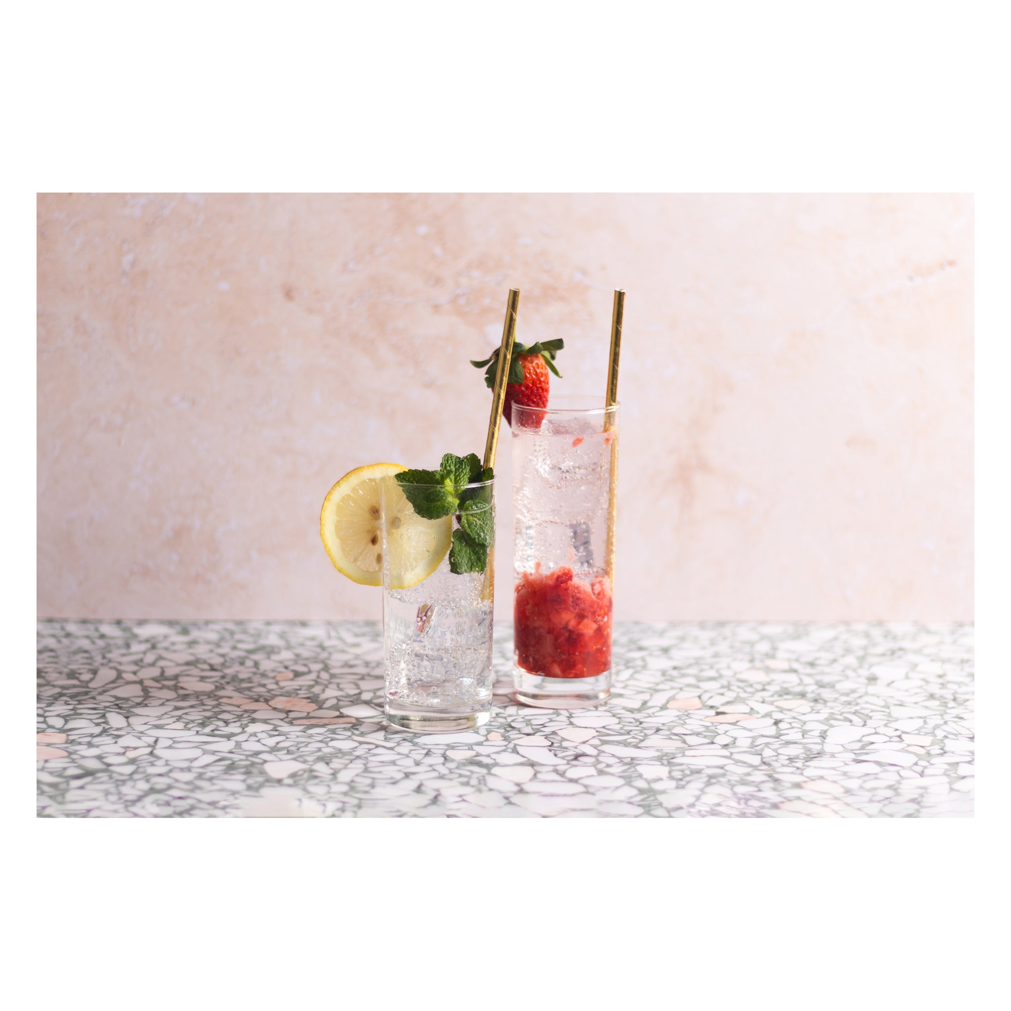 REGENT GREY PLASTIC CRATE WITH ZOMBIE TUMBLERS 24PK, 330ML