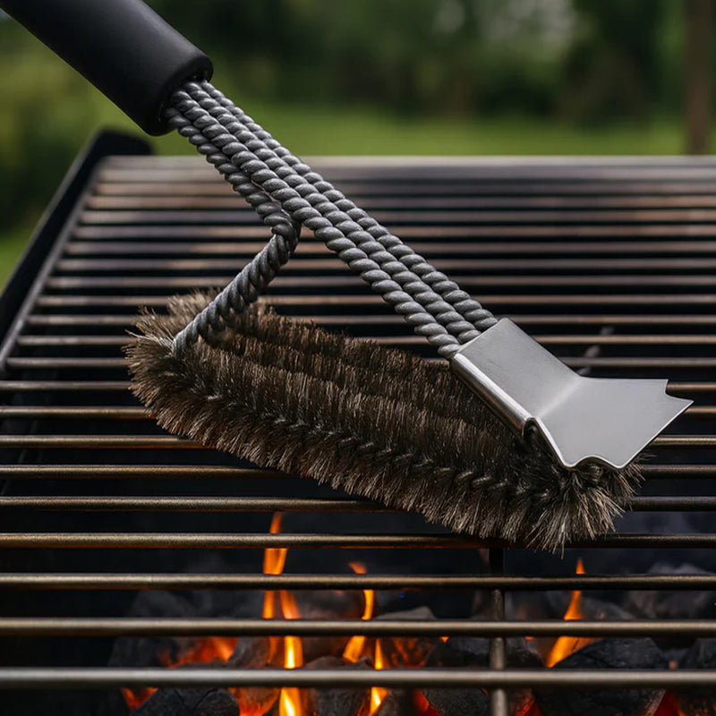 REGENT BRAAI 3 WAY CLEANING BRISTLE BRUSH WITH SCRAPER STAINLESS STEEL, 450MM