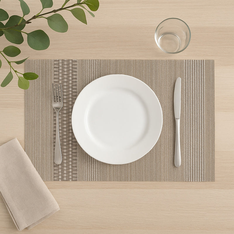 REGENT PLACE MATS WOVEN PVC DESERT SAND 4PK ROLL, 300X450MM